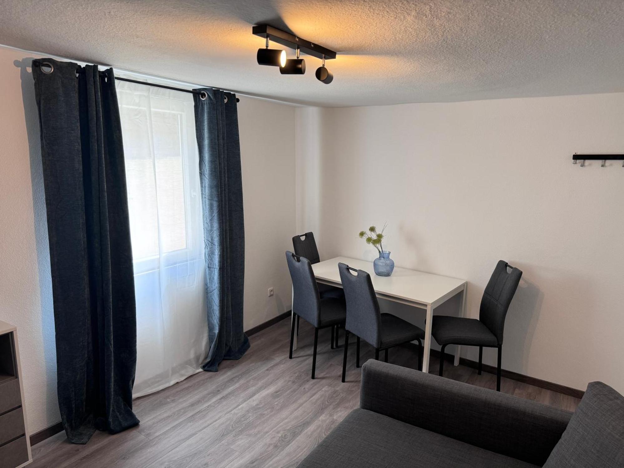 Ferienwohnung Direkt An Der Mosel Im Zentrum Von Zell 外观 照片